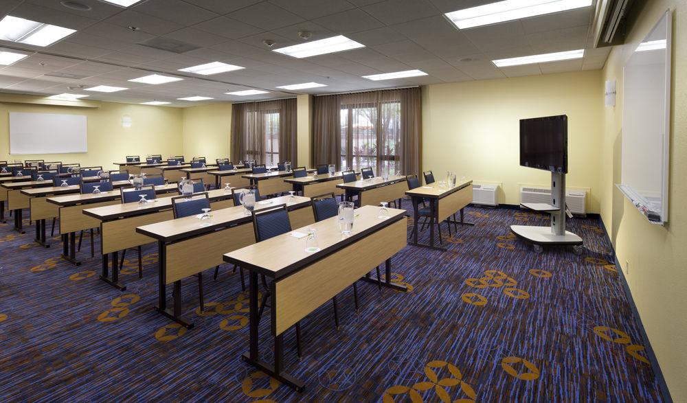 Courtyard Tampa Westshore/Airport Εξωτερικό φωτογραφία