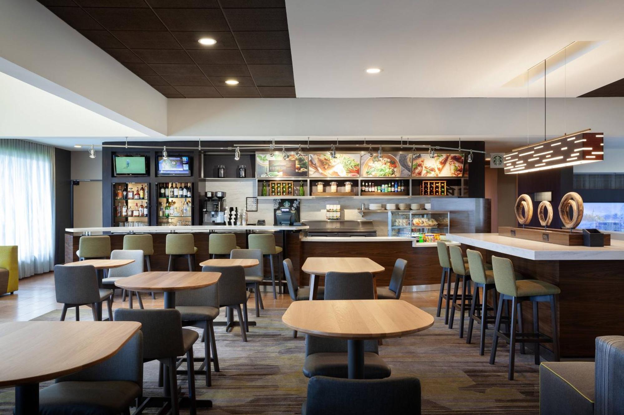 Courtyard Tampa Westshore/Airport Εξωτερικό φωτογραφία