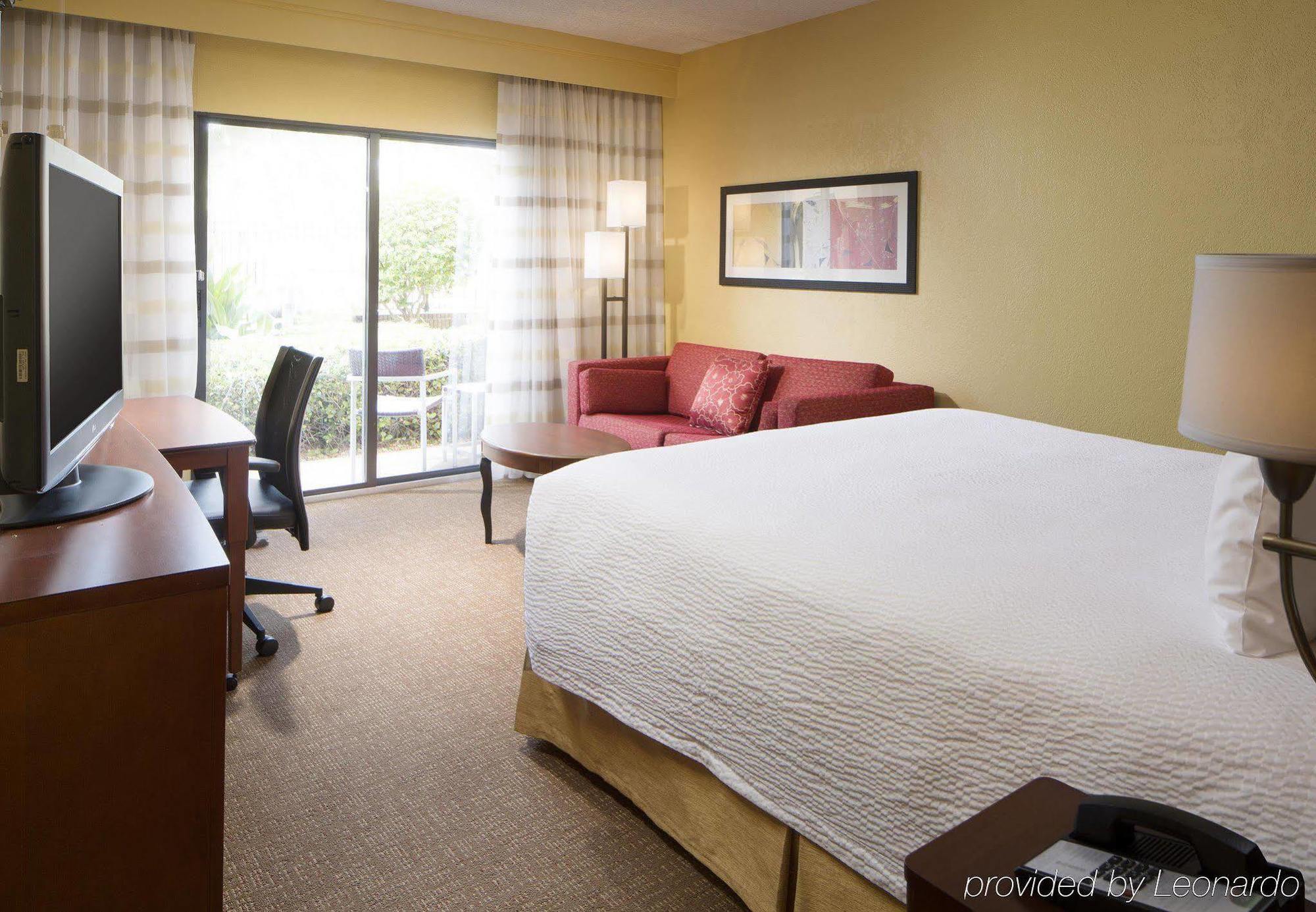 Courtyard Tampa Westshore/Airport Εξωτερικό φωτογραφία