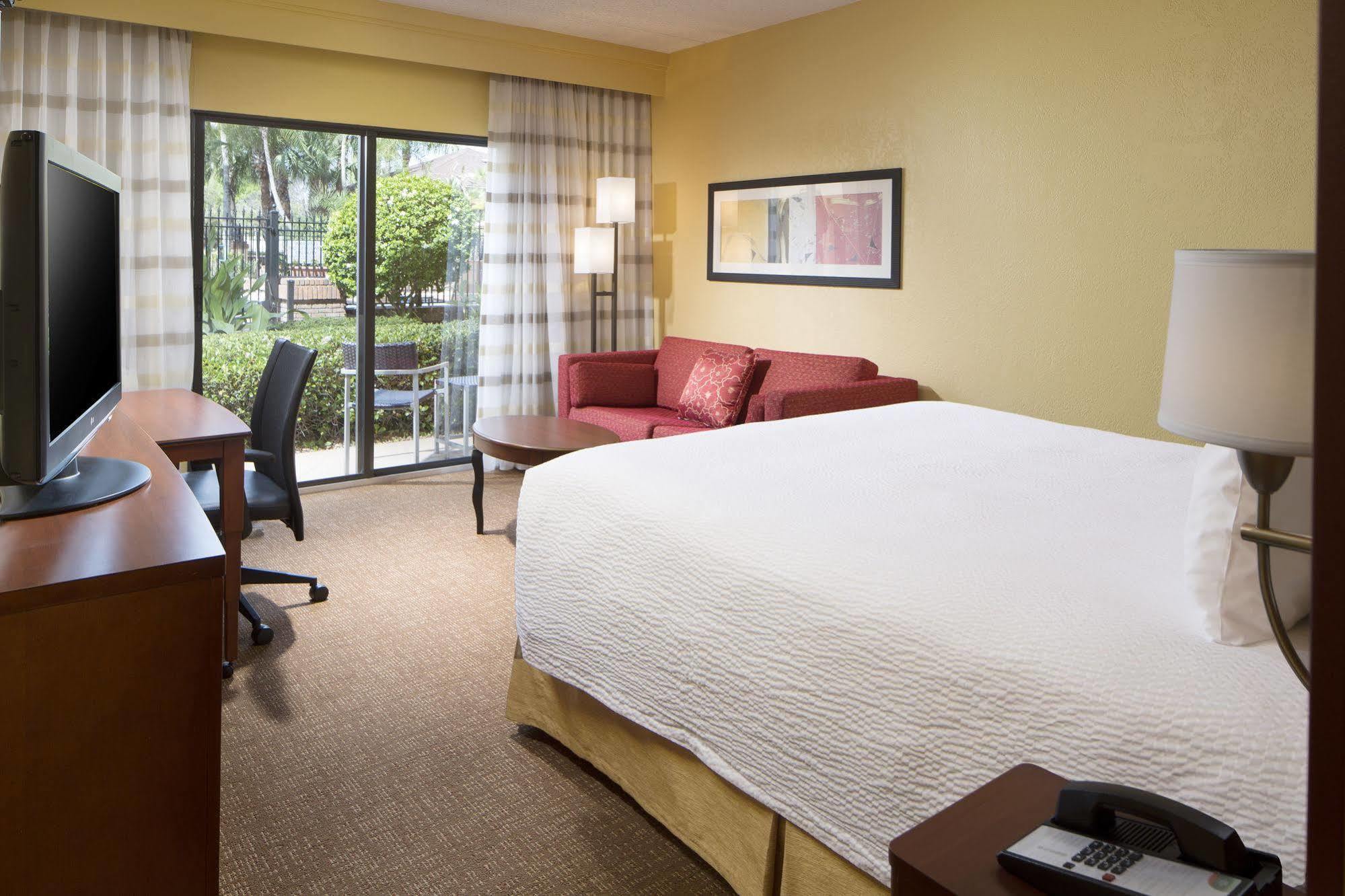 Courtyard Tampa Westshore/Airport Εξωτερικό φωτογραφία